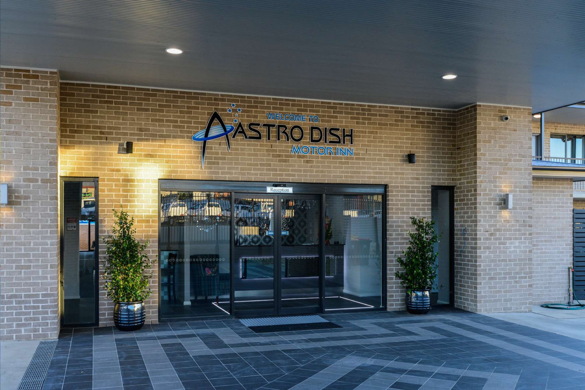 Aastro Dish Motor Inn 